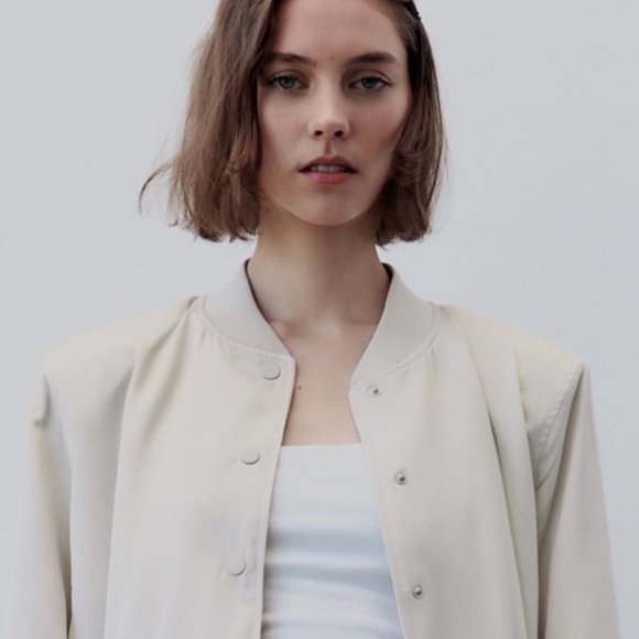ZARA WOMAN SATIN EFFECT CROP BOMBER SIZE XL SAND NEW WITH TAGS - Picture 1 of 11